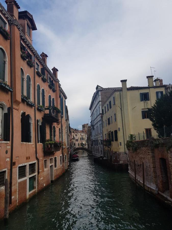 golden place Venedig Exterior foto